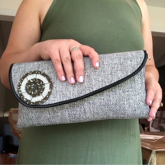 Clutch with beaded circle detail - Picture 2 of 8